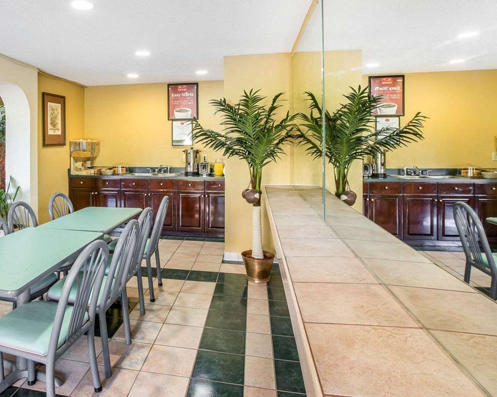 Econo Lodge Union City - Atlanta South Restoran gambar